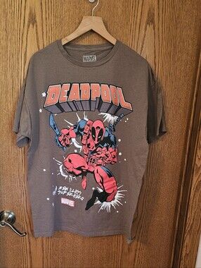 Marvel Deadpool Graphic Tee - Brown/Red